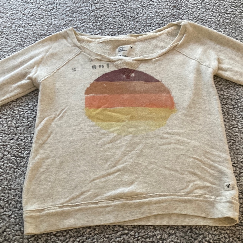 Retro cool sweatshirt.